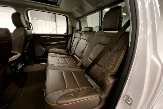 Used 2025 RAM 1500 Limited AWD/4WD image 25