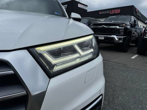 Used 2018 Audi Q5 2.0T Premium Plus w/ Premium Plus Package AWD/4WD image 60