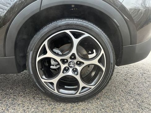 Used 2024 Alfa Romeo Tonale Sprint image 13