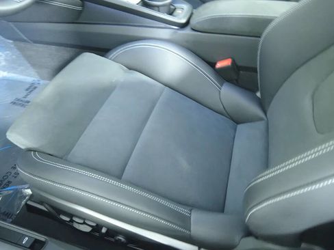 Used 2023 Porsche 911 Dakar image 5