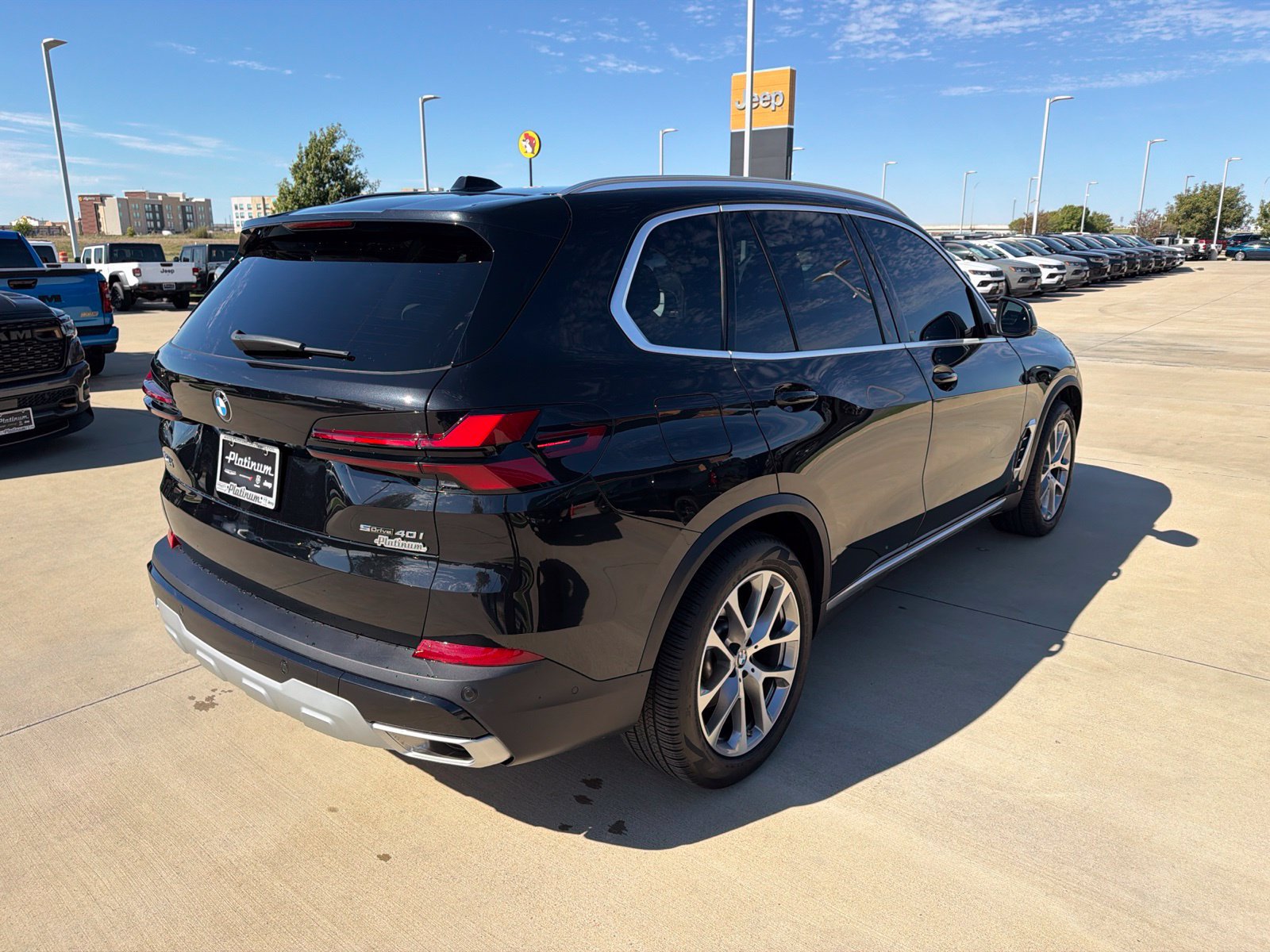 Used 2025 BMW X5 sDrive40i w/ Premium Package RWD image 5