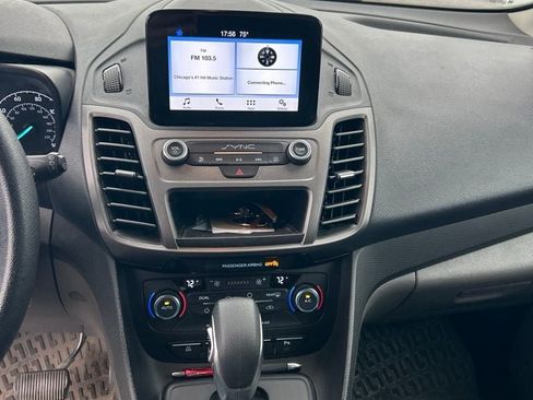 Used 2019 Ford Transit Connect XLT FWD image 11