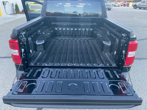 New 2025 Ford Maverick XLT w/ Equipment Group 301A image 19