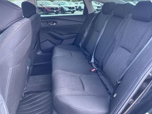 Certified 2023 Honda Accord EX image 21
