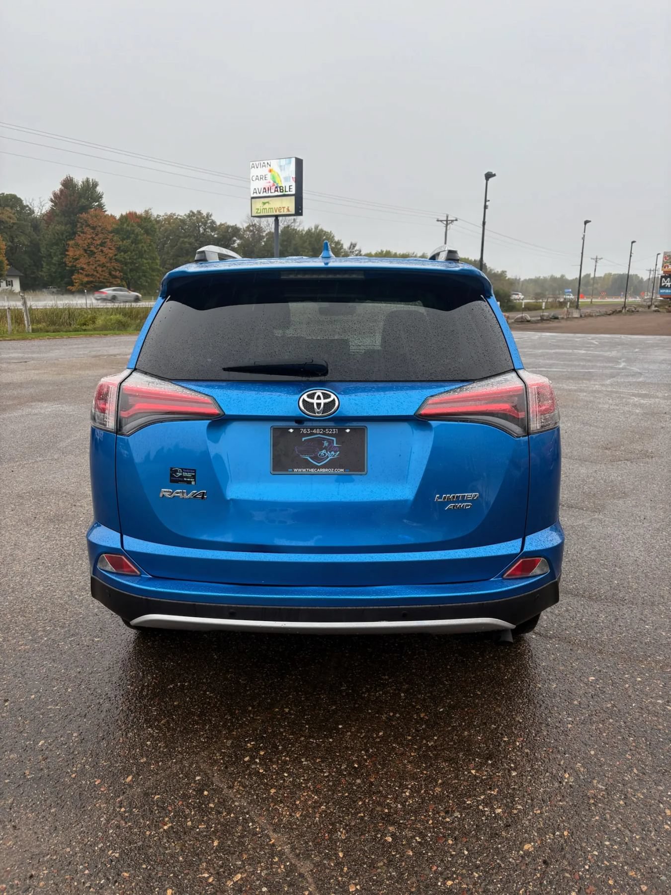 Used 2016 Toyota RAV4 Limited AWD/4WD image 6
