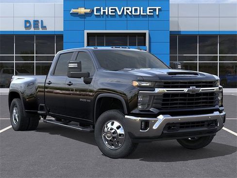 New 2026 Chevrolet Silverado 3500 LT w/ Safety Package image 7
