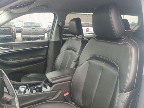 Used 2021 Jeep Grand Cherokee L Limited AWD/4WD image 12