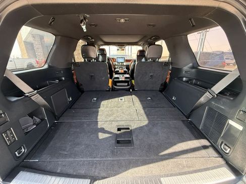 Used 2021 Lincoln Navigator Reserve AWD/4WD image 31