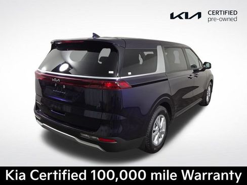 Certified 2024 Kia Carnival LX FWD image 6