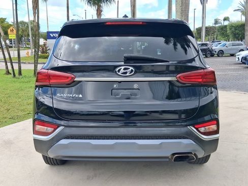 Used 2020 Hyundai Santa Fe SE FWD image 5