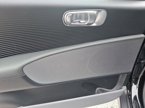 New 2025 Hyundai Ioniq 6 SE image 8