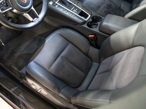 Certified 2020 Porsche Macan AWD/4WD image 14