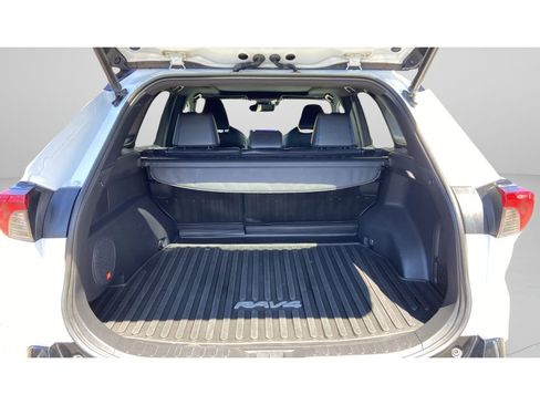 Used 2023 Toyota RAV4 XSE AWD/4WD image 19