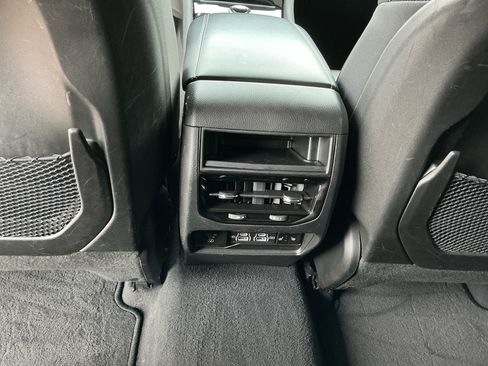 Used 2023 Jeep Grand Cherokee Limited image 32