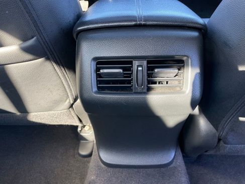Used 2017 Honda Accord Touring image 37