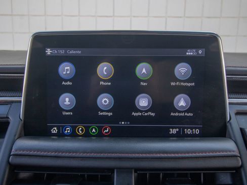 Used 2021 Chevrolet Suburban RST w/ Luxury Package image 31