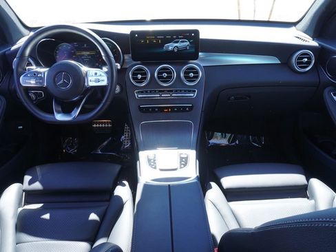 Used 2022 Mercedes-Benz GLC 300 image 11