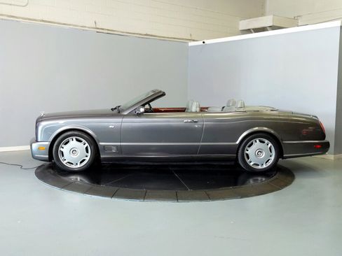 Used 2008 Bentley Azure image 4