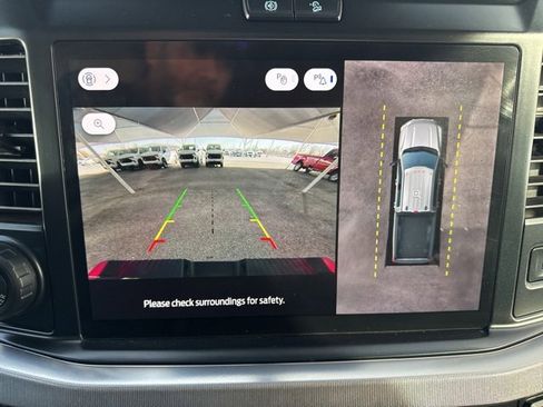 Used 2025 Ford F350 Platinum w/ Platinum Plus Package image 29