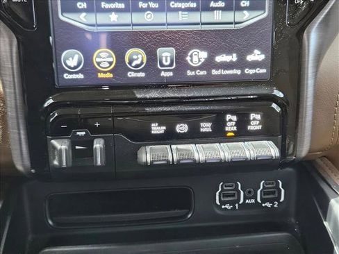 Used 2020 RAM 3500 Limited AWD/4WD image 13