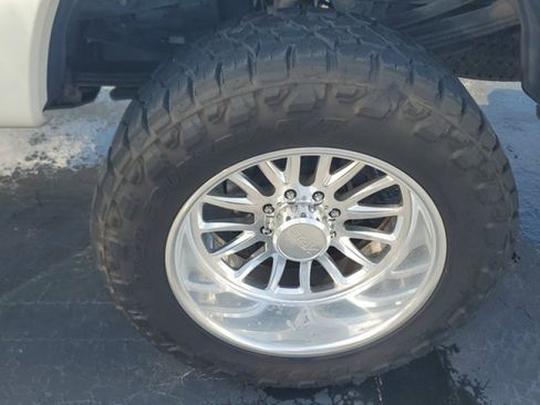 Used 2024 Ford F350 Lariat w/ Chrome Package AWD/4WD image 5