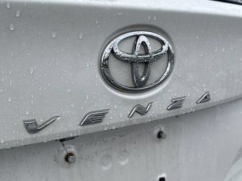 Used 2010 Toyota Venza AWD w/ Comfort Pkg image 17