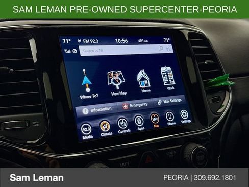 Used 2022 Jeep Grand Cherokee Laredo X image 13