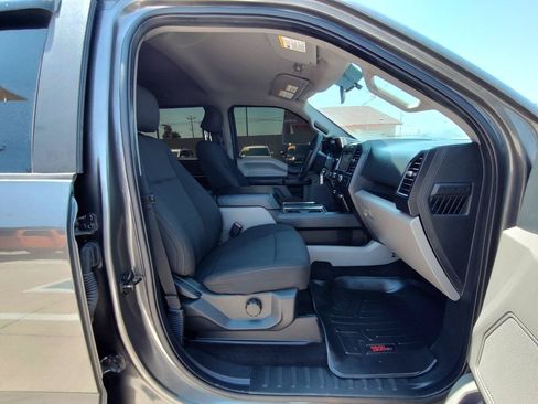 Used 2017 Ford F150 XL w/ Equipment Group 101A Mid AWD/4WD image 41
