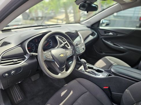 Used 2023 Chevrolet Malibu LT FWD image 27