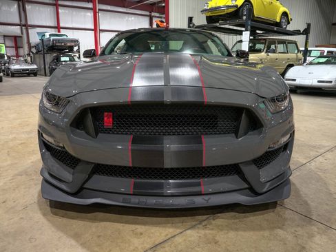 Used 2018 Ford Mustang Shelby GT350R w/ GT350R Equipment Group 920A RWD image 13