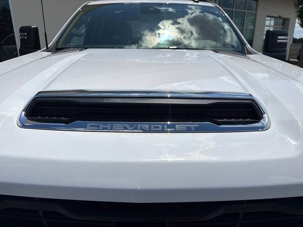 Used 2025 Chevrolet Silverado 2500 LT w/ Convenience Package AWD/4WD image 13