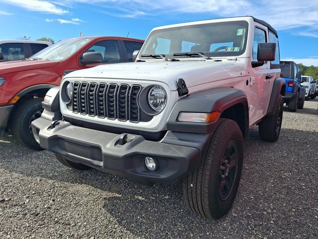 Certified 2026 Jeep Wrangler Sport AWD/4WD image 3