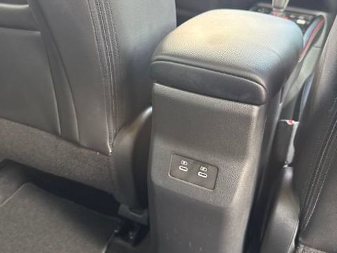 Certified 2025 Nissan Kicks SR AWD/4WD image 17