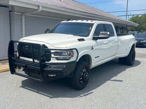 Used 2022 RAM 3500 Laramie AWD/4WD image 1