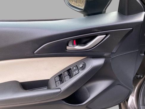 Used 2014 MAZDA MAZDA3 i SV image 15