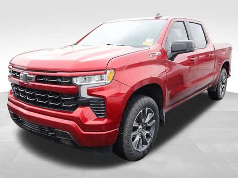 Used 2022 Chevrolet Silverado 1500 RST w/ Z71 Off-Road Package AWD/4WD image 3