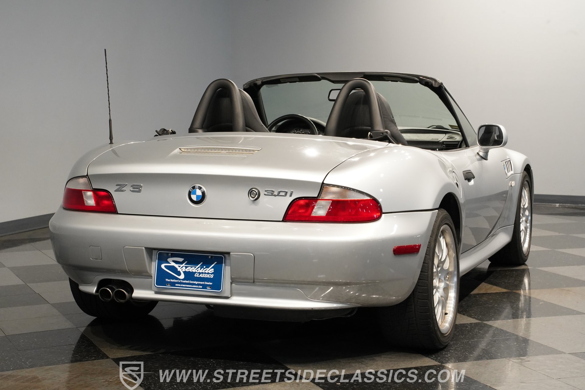 Used 2001 BMW Z3 3.0i RWD image 12