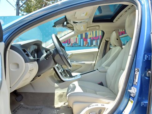 Used 2014 Volvo S60 T5 image 18