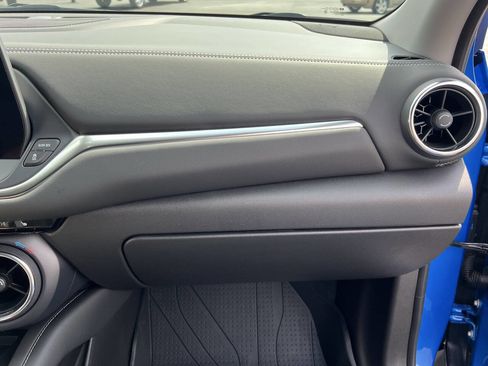 Used 2024 Chevrolet Blazer LT w/ Convenience Package image 33