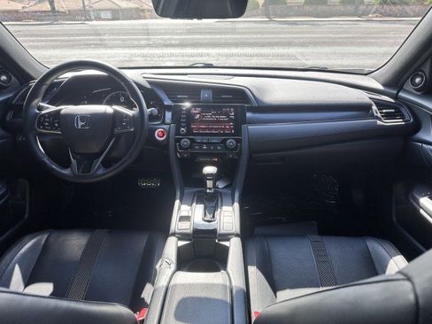 Used 2020 Honda Civic Sport Touring image 17