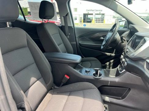 Used 2023 GMC Terrain SLE w/ Driver Convenience Package FWD image 12
