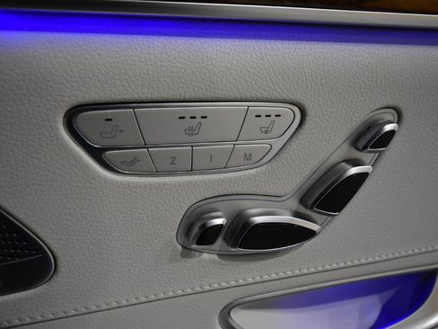 Used 2015 Mercedes-Benz S 550 4MATIC Sedan image 57