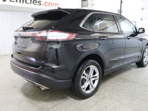Used 2017 Ford Edge Titanium AWD/4WD image 6