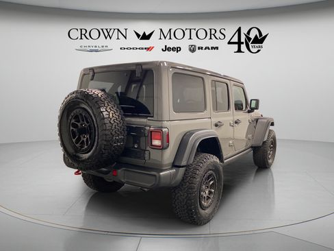 Used 2022 Jeep Wrangler Unlimited Rubicon w/ Xtreme Recon 35" Tire Package AWD/4WD image 14