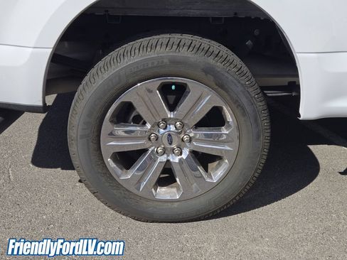 Used 2019 Ford F150 XLT w/ Equipment Group 302A Luxury AWD/4WD image 5