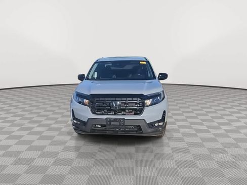 Certified 2024 Honda Ridgeline Sport image 3