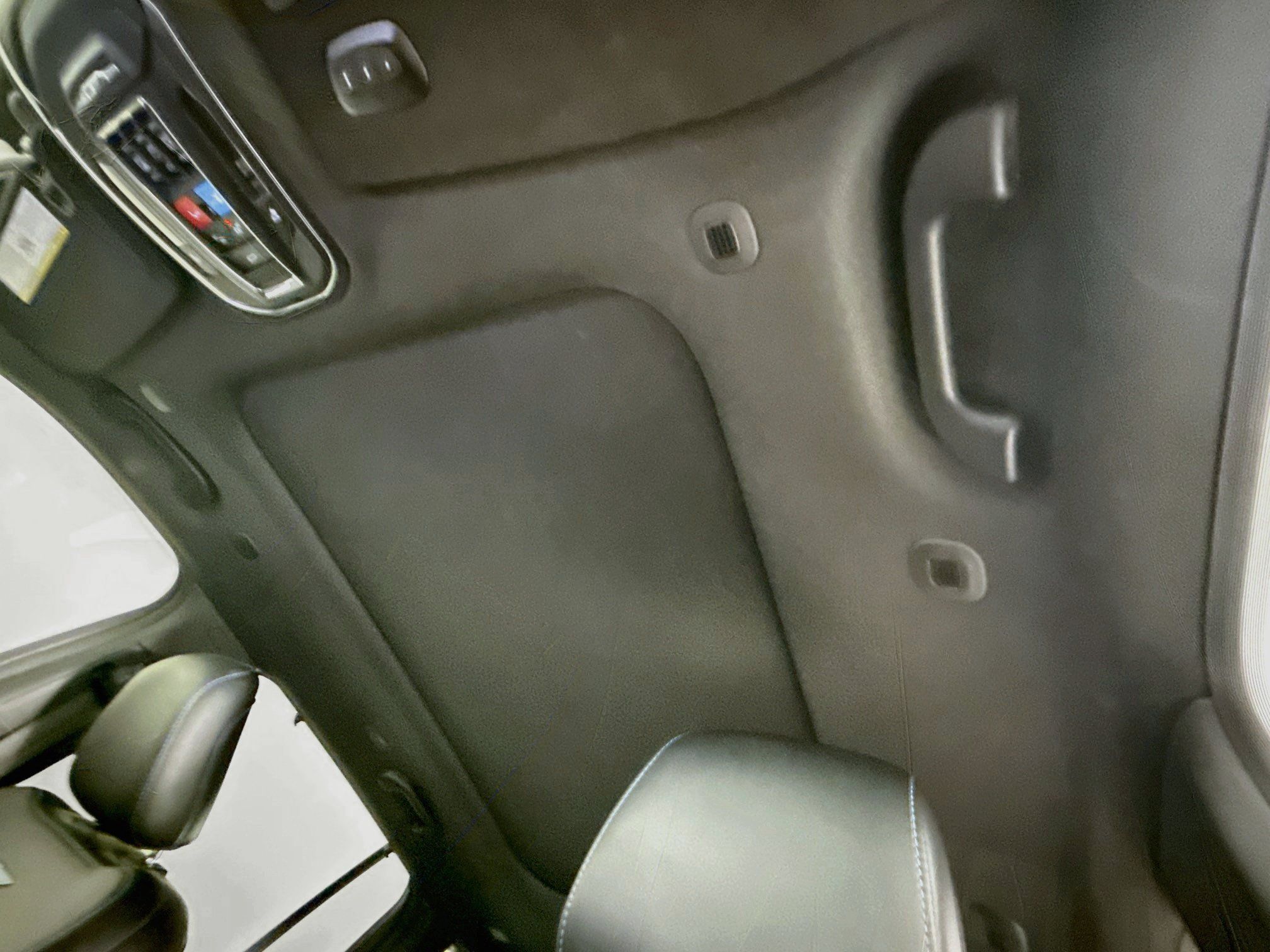 Used 2023 Jeep Grand Cherokee Trailhawk w/ Luxury Tech Group III AWD/4WD image 27