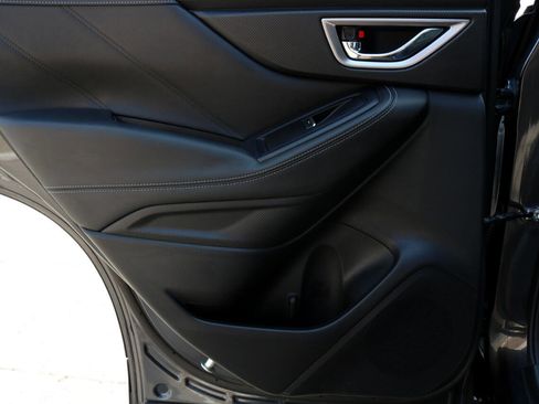 Used 2019 Subaru Forester Limited image 31