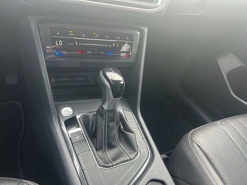 Certified 2023 Volkswagen Tiguan SE w/ Panoramic Sunroof Package image 51