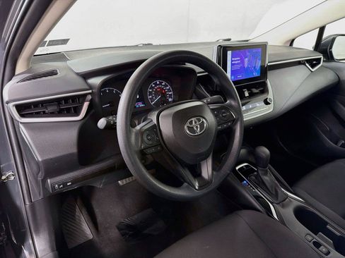 Used 2024 Toyota Corolla LE FWD image 16